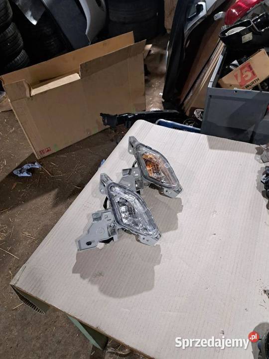 Prawy migacz kierunkowskaz Mazda CX3 DB2R51350 osobowe dolnośląskie