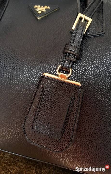 PRADA KUFEREK KLASYCZNA TOREBKA BRELOK LOGO A4 Na ramię  Bydgoszcz