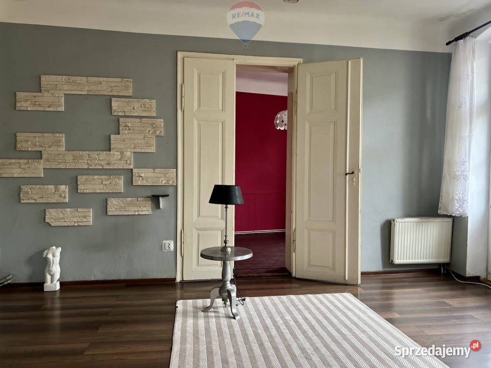 Mieszkanie 2 pokojowewysokie sufity piwnica 12m2 sieć Gniezno