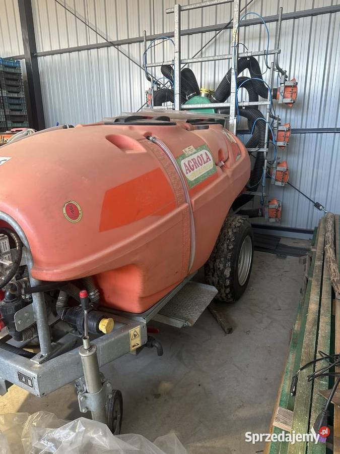 Opryskiwacz sadowniczy do jagodowych Agrola nieuszkodzony Kowala Druga sprzedam