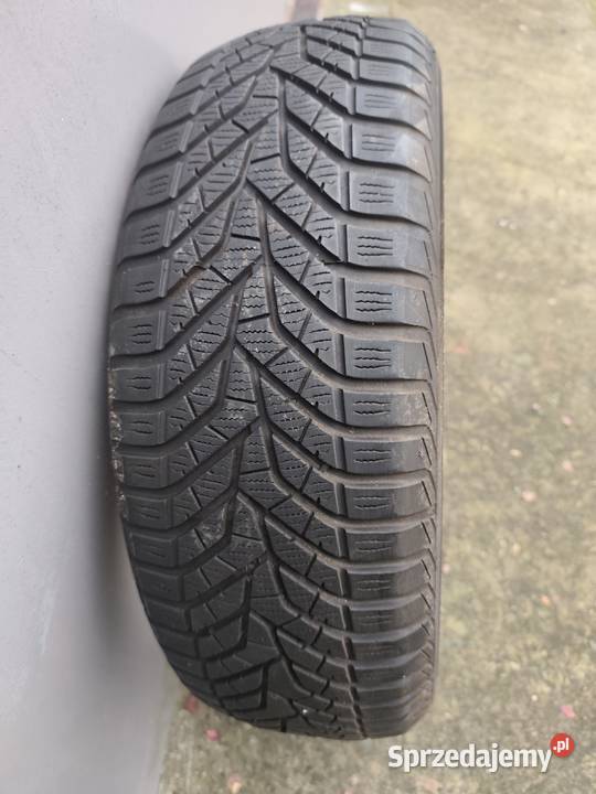 Yokohama Bluearth Winter V905 21565R16 Rawa Mazowiecka