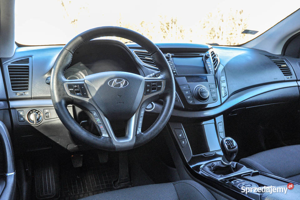 Hyundai i40 2013 r Bezwypadkowy Wrocław