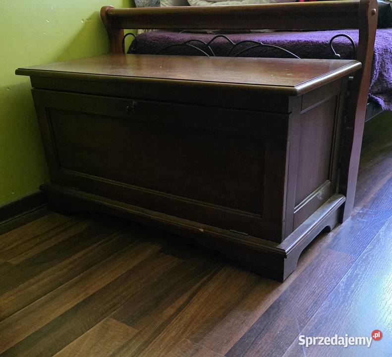 Sprzedam meble z litej wiśni klasykaretrovintage Kredensy i witryny