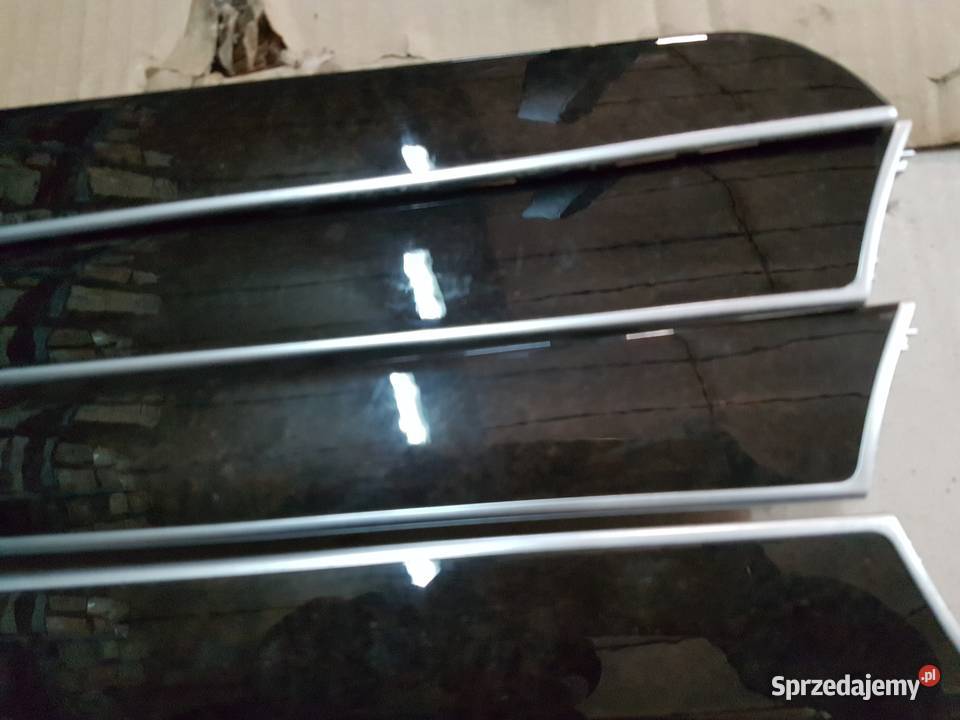 AUDI A5 LISTWY OZDOBNE DEKORY PIANO 8K0863305AA Wyposażenie wnętrza Wyposażenie wnętrza