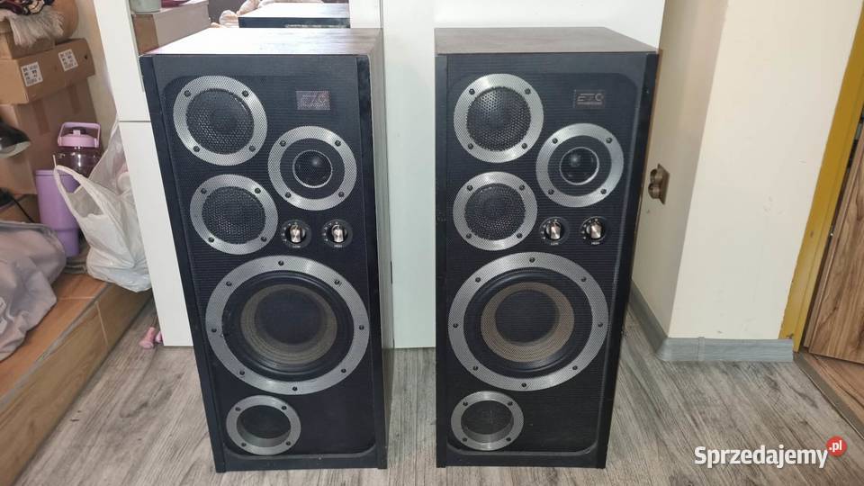 Potężne kolumny podłogowe Wharfedale E70 2x200W Warta