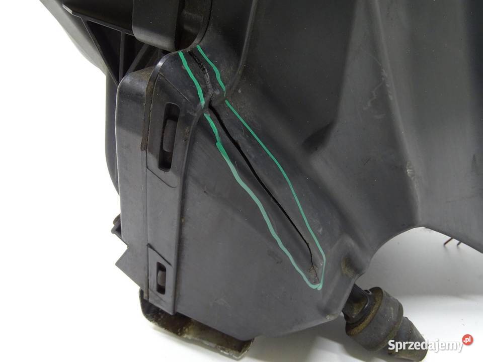 WLOT KIEROWNICA POWIETRZA AUDI A4 B8 A5 8T 20