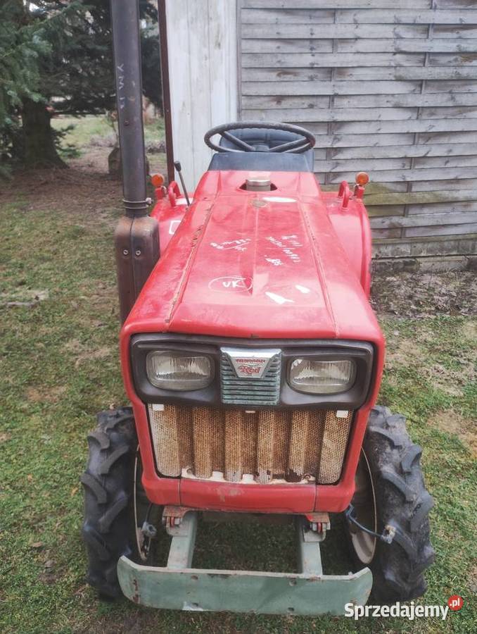 Mini traktorek 4x4 Yanmar 13