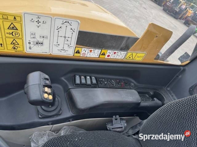 Ladowarka teleskopowa Cat Caterpillar mazowieckie