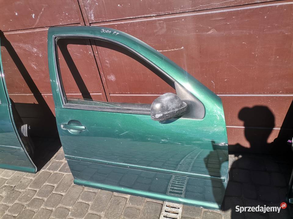VW BORA DRZWI PRAWY PRZÓD LC6M Nowy Sącz