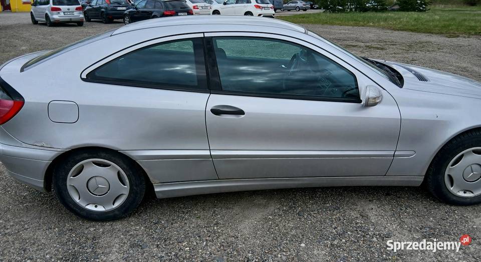Mercedes 20 kompressor 8tani gruz OC do 022027r sprzedam