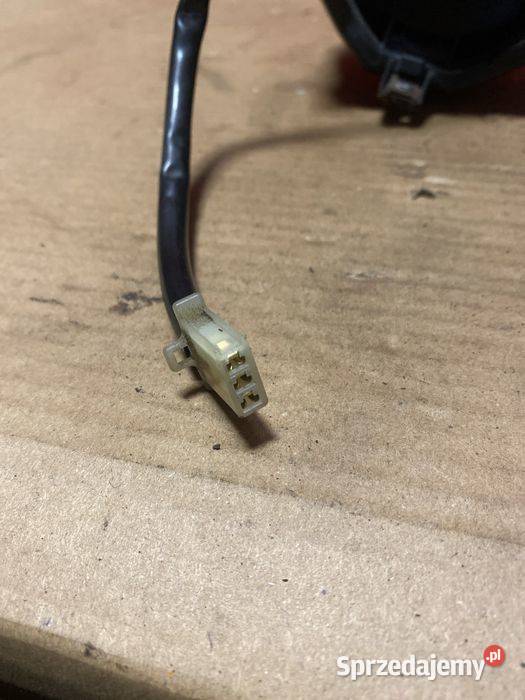 Suzuki GSXF 600 lampa tylna B935