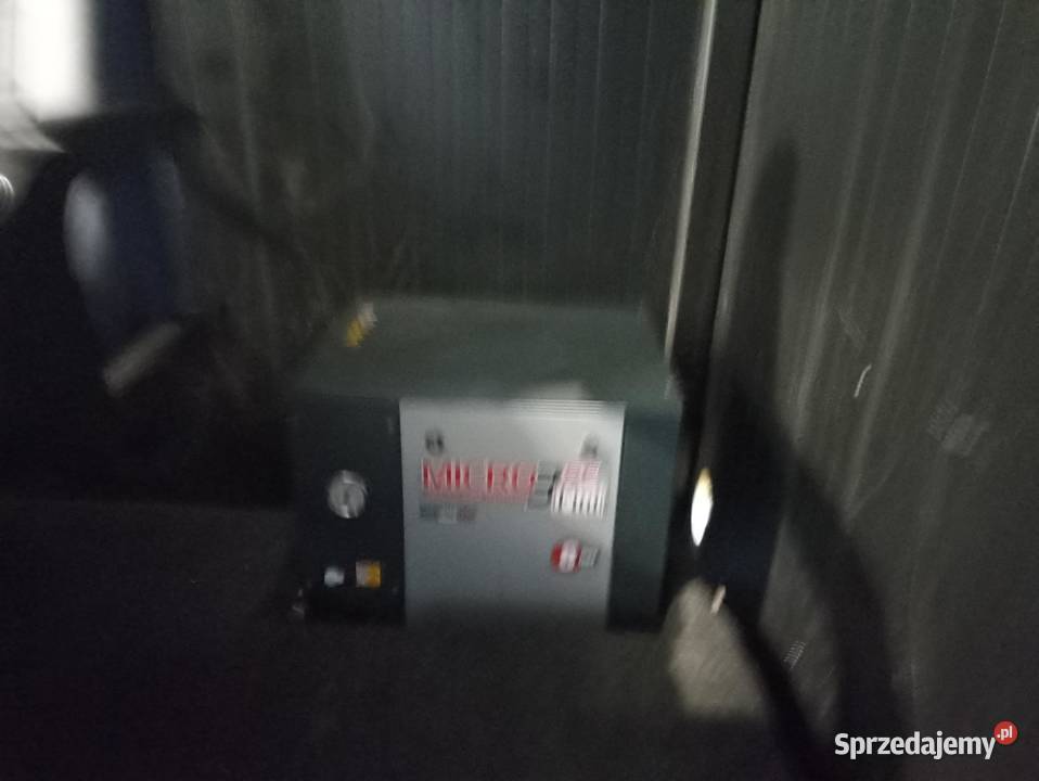 Interaktywne kino 7D z 32 filmami PRAWIE