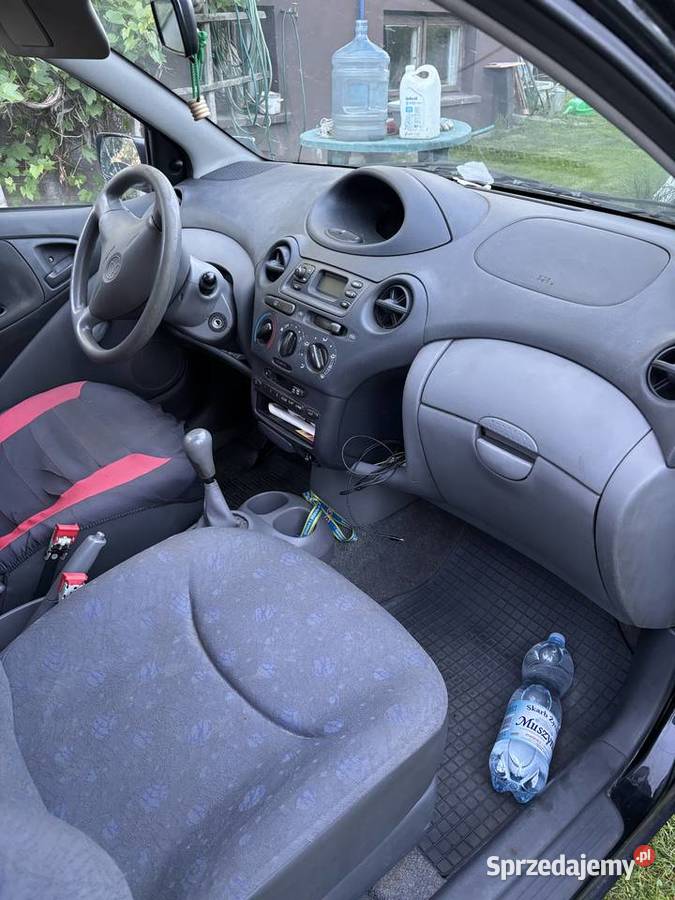 Toyota yaris 2002 r 172000km Koziegłowy