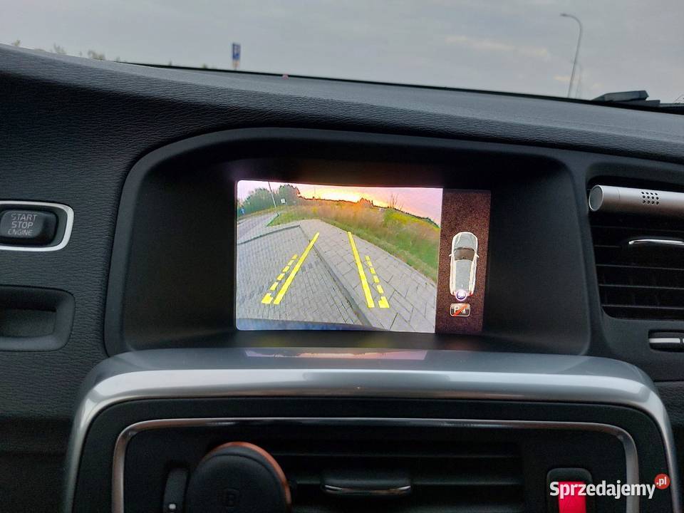 Volvo V60 Cross Country T5 AWD 2018 podlaskie Białystok sprzedam