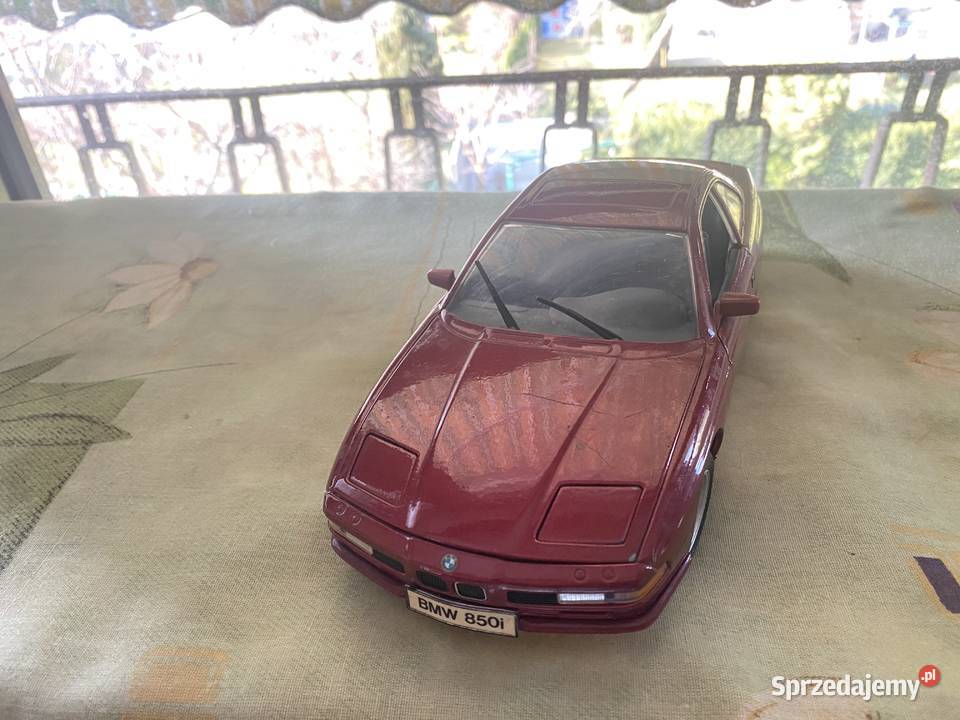 BMW 850 118 Maisto Zielonka