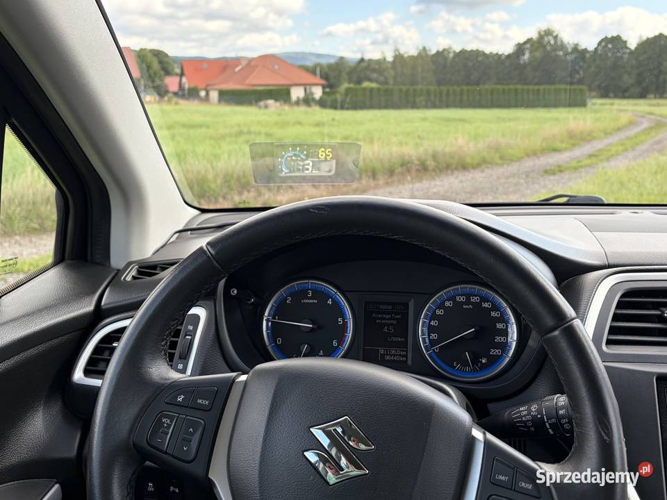 Sprzedam samochód marki Suzuki SX4SCross Krzeszów sprzedam