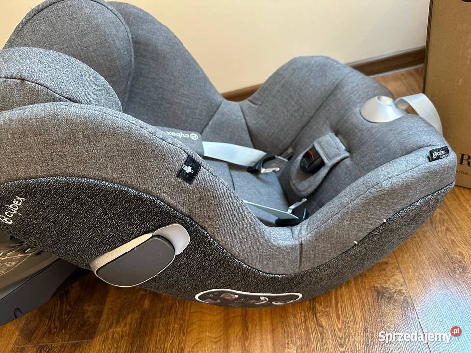 Sprzedam foteliki CYBEZ z bazą 0-18kg Czeladź sprzedam