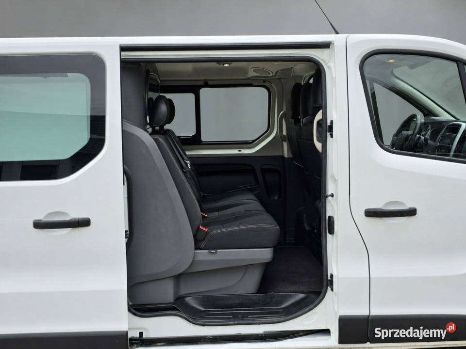 Renault Trafic 16 dCi brygadówka 6 osób Pierwszy Skępe sprzedam