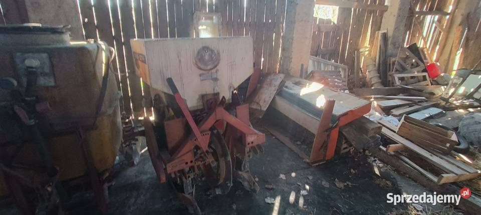 Sadzarka do ziemniaków SAS SA2074 sprawna Maszyny rolnicze Karolków Rybnowski sprzedam