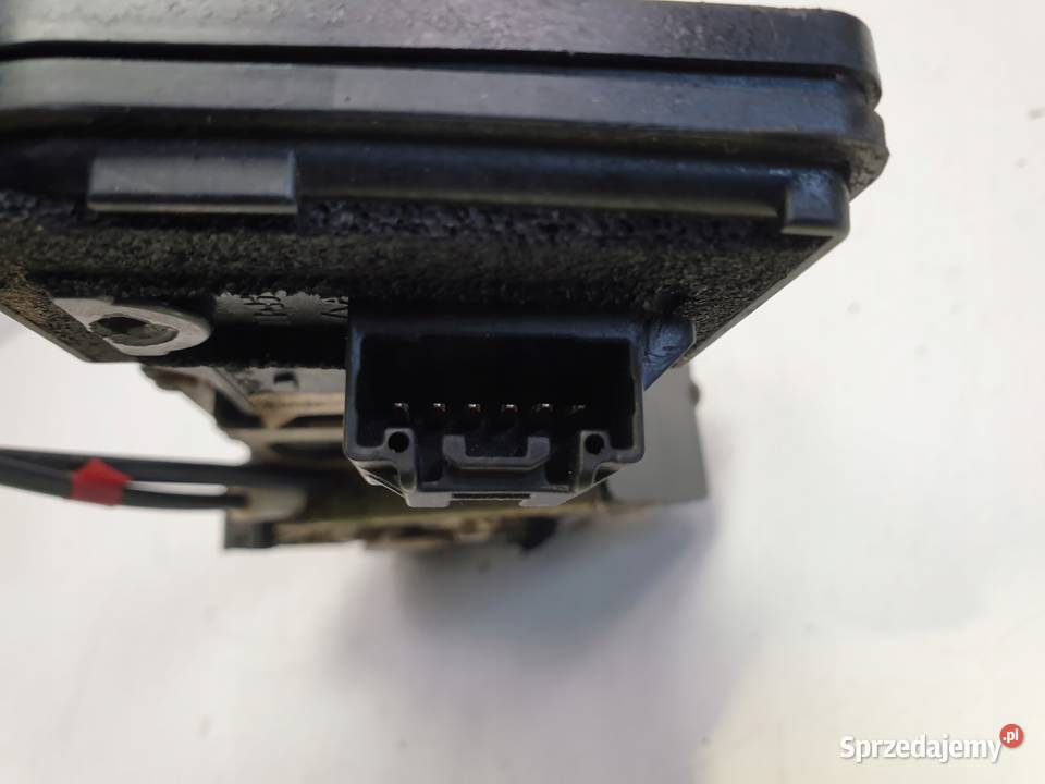 Mazda 6 I GG ZAMEK DRZWI Lewy tył kierowcy Europ Rudka