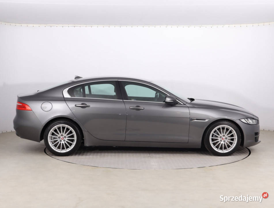 Jaguar XE 20d elektryczne lusterka Piaseczno