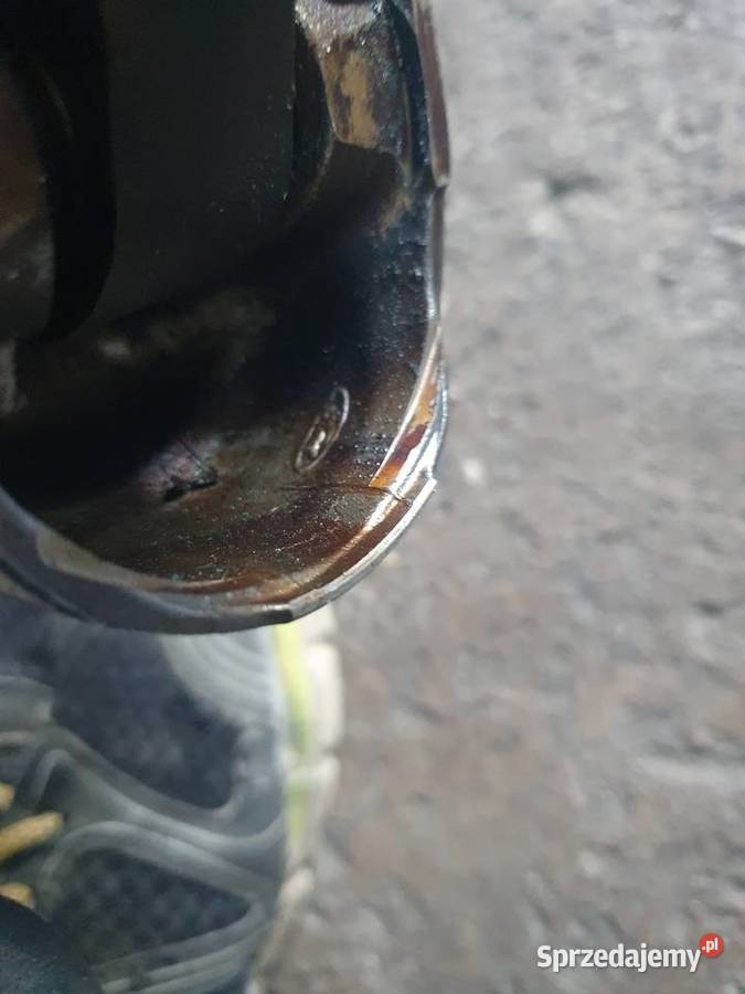 Tłoki wałki ford 25 v6 Części samochodowe sprzedam
