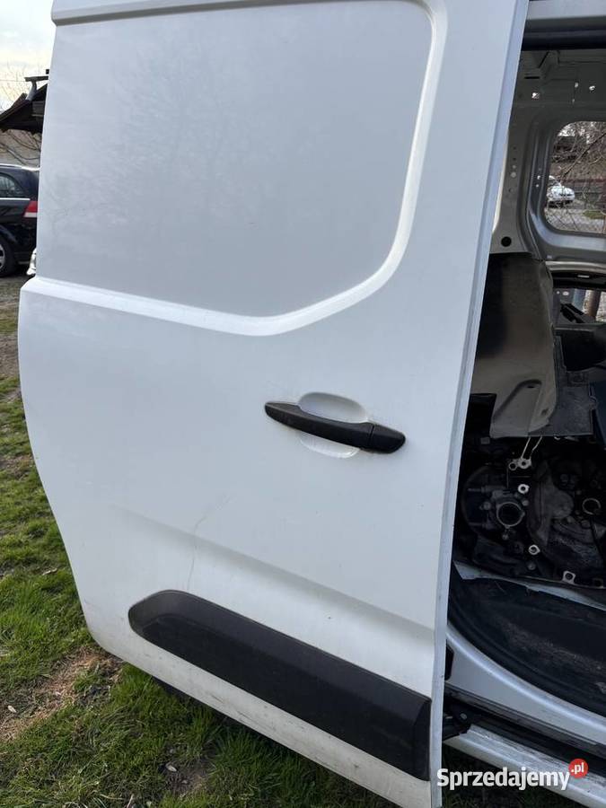 Peugeot Partner IV Berlingo drzwi prawy bok dostawcze Przeworsk
