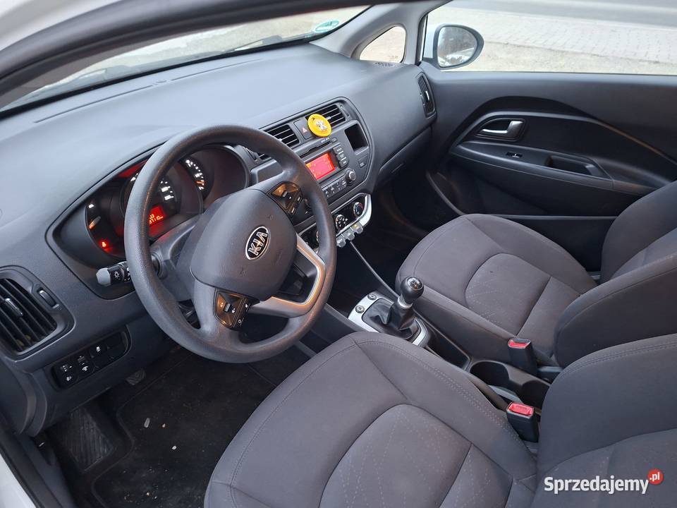 Kia Rio 12 benzyna 2013 137000km Rio Jasło sprzedam