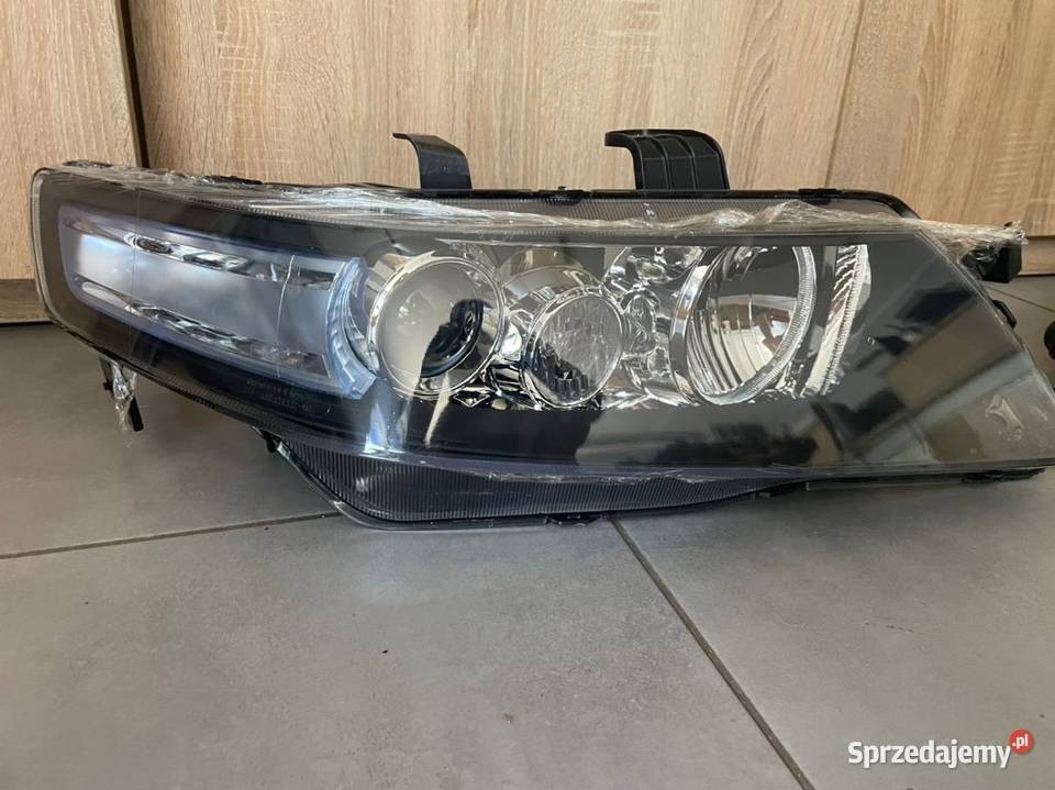Honda Accord VII lift reflektor przód nowy osobowe Motycz