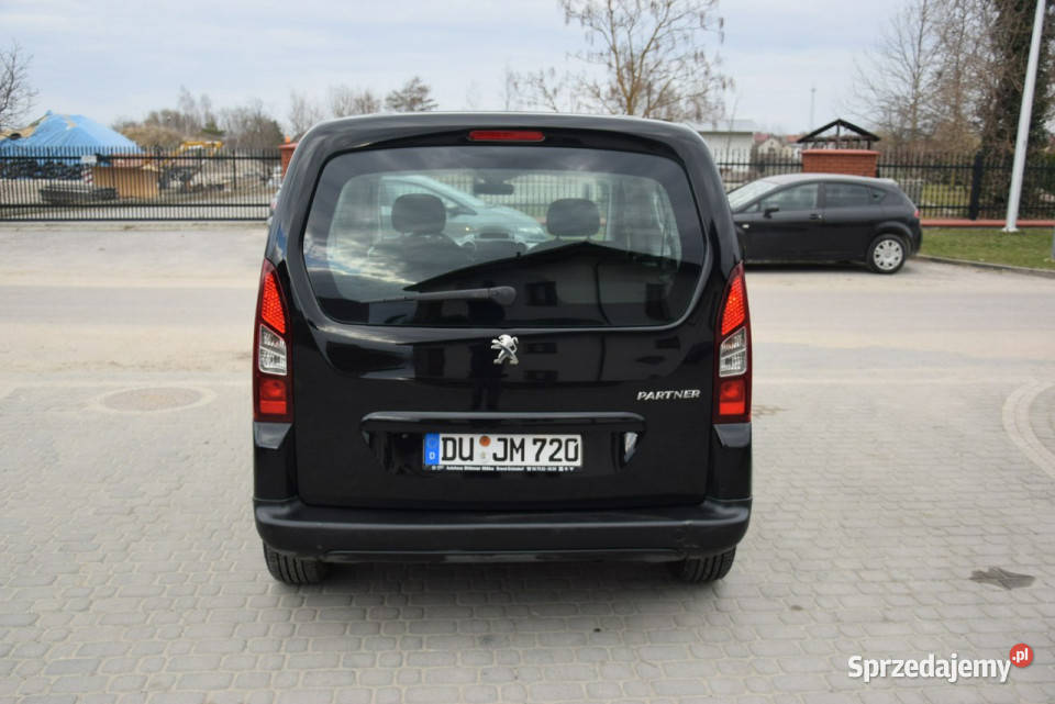 Peugeot Partner 16 Hdi Berlingo Klima 2013 lakier metallic Majdan Sieniawski