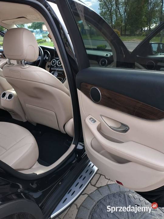 MercedesBenz GLC 20 MERCEDESBENZYNA 300
