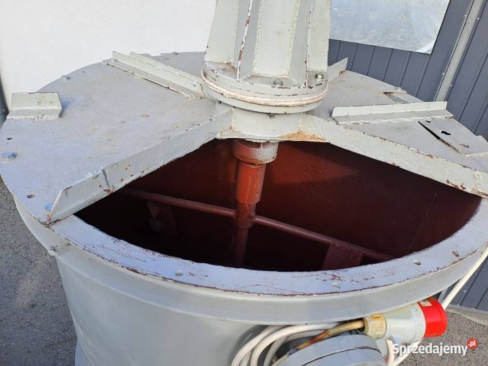 Zbiorniki z mieszadłem do zaprawy klejowej 900 małopolskie Stary Sącz