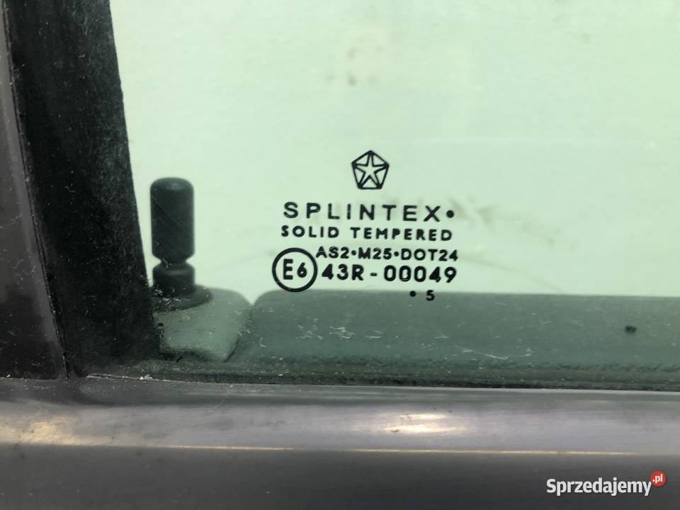 DRZWI PRAWY TYŁ JEEP GRAND CHEROKEE WK III Części samochodowe sprzedam