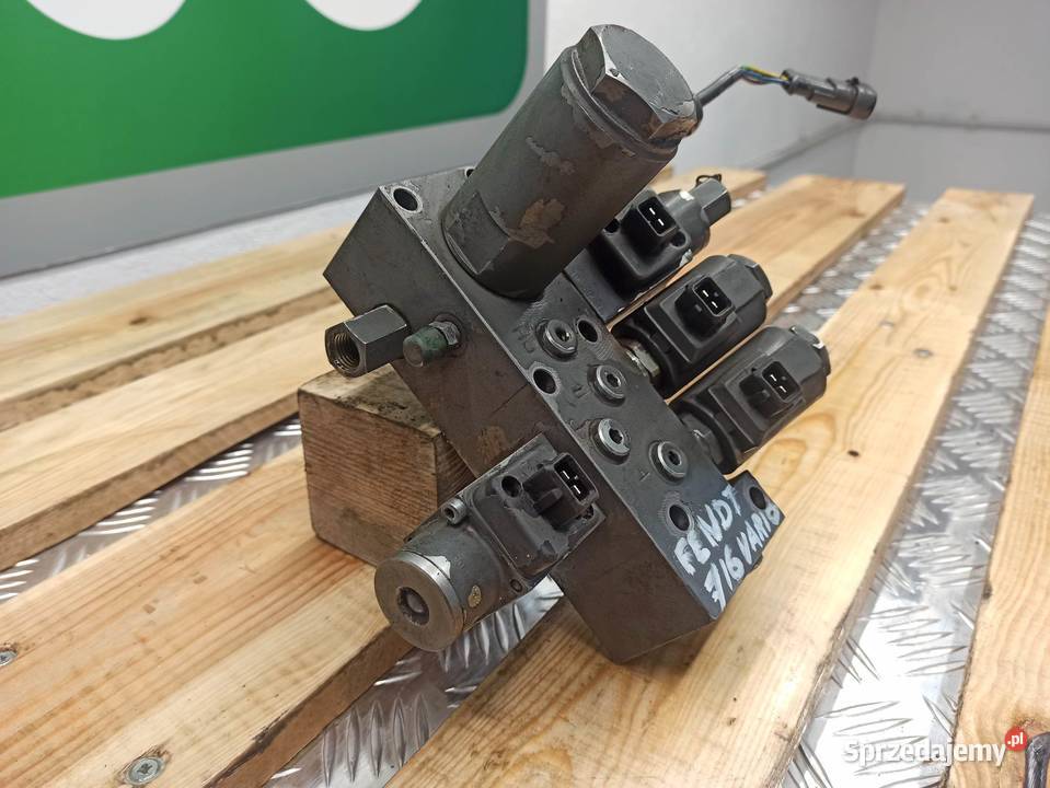 Blok hydrauliczny FENDT 716 Vario G716100600042 wielkopolskie