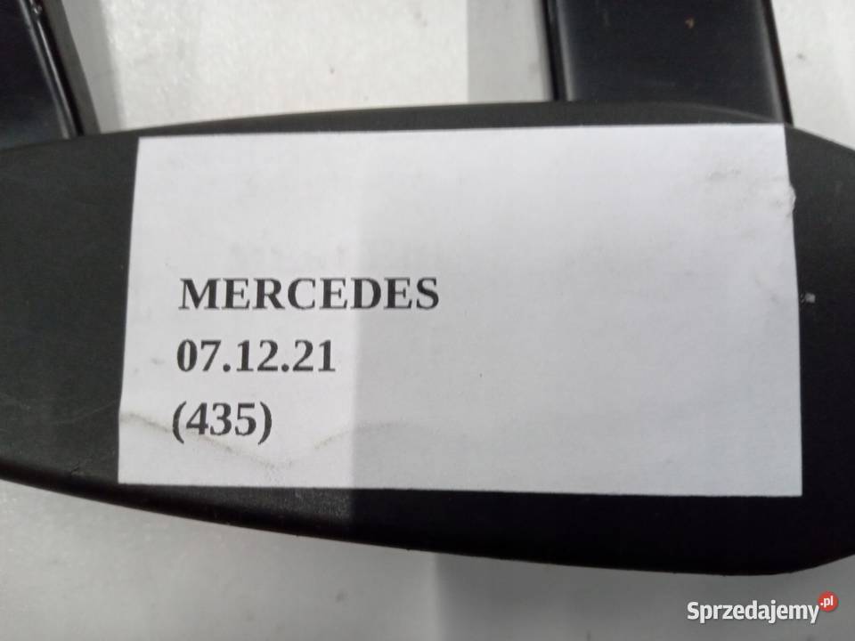 RAMIĘ WYCIERACZKI PRAWE MERCEDES E KLASA W212 osobowe Nowy Tomyśl