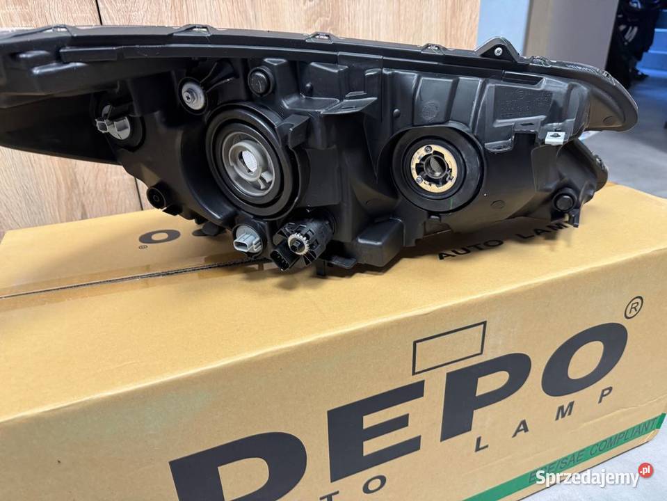 Honda Crv IV lift reflektor przód nowy H7 H7 Led osobowe Motycz