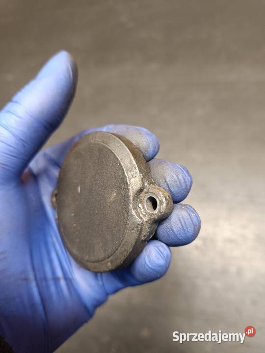 Dekielek zaworu zaślepka pokrywka gniazda części Pokrywy i osłony silnika Gołaczewy