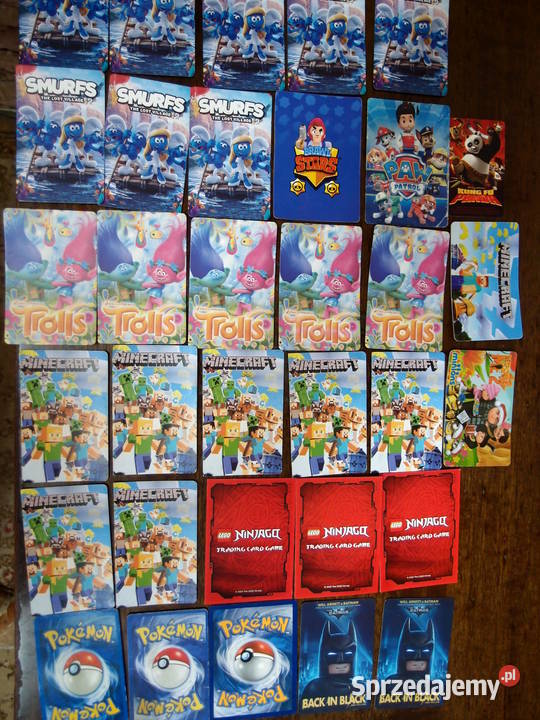 Kolekcja różnych kart Smurfs Minecraft Trolls Łódź