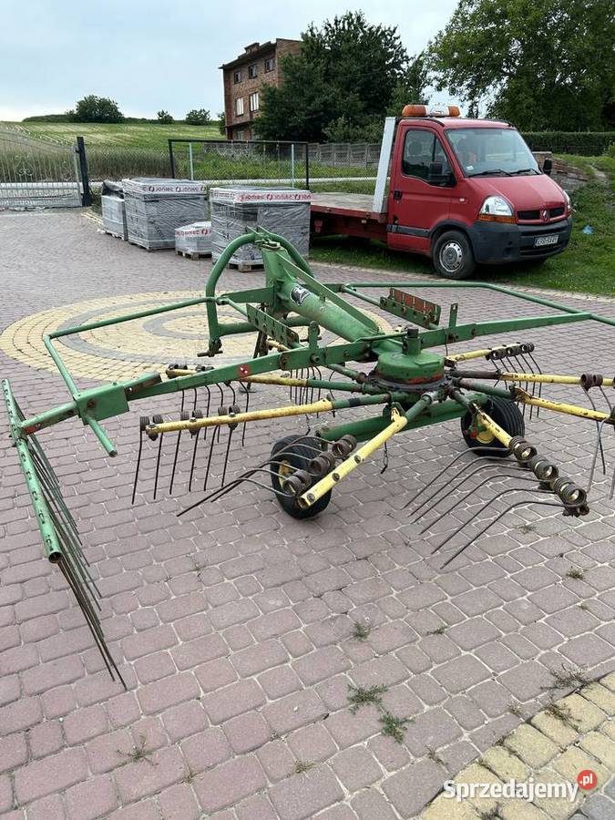 Sprzedam zgrabiarkę Klimontów