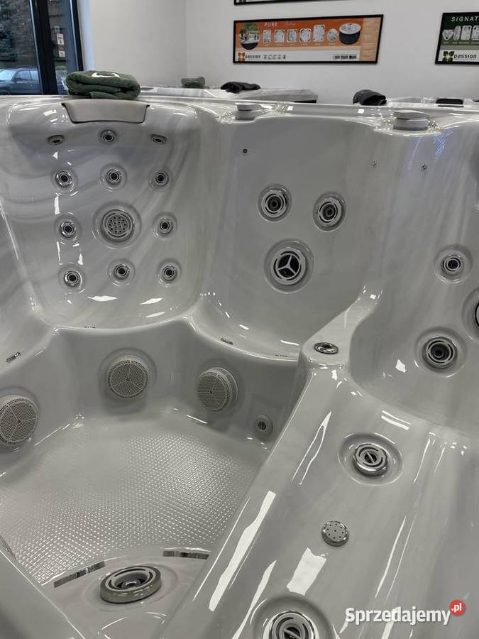 Jacuzi Dynasty 71 dysz 2 pompy