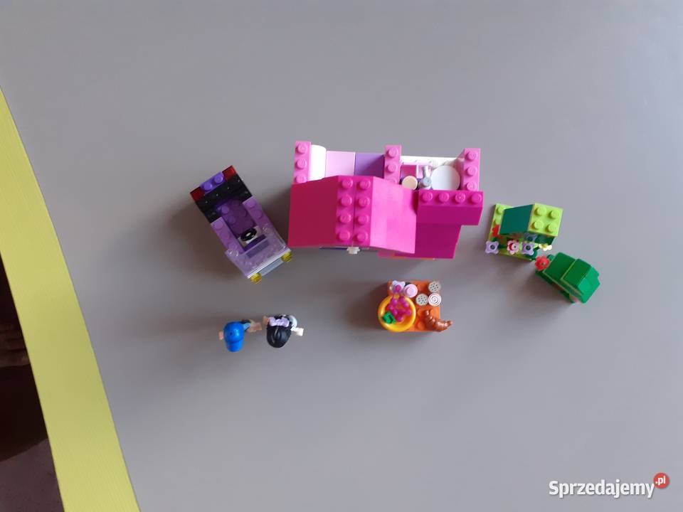 Sprzedam Klocki LEGO domek z dwoma ludzikami Łuków