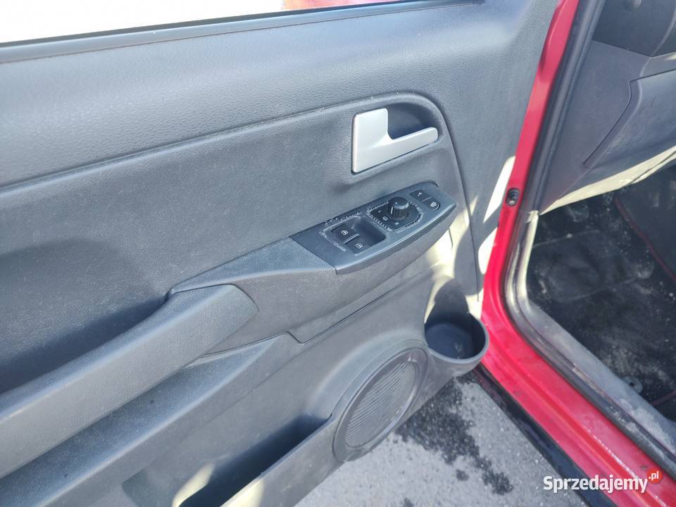 VOLKSWAGEN FOX 12 2005r wysoki Kretki Małe