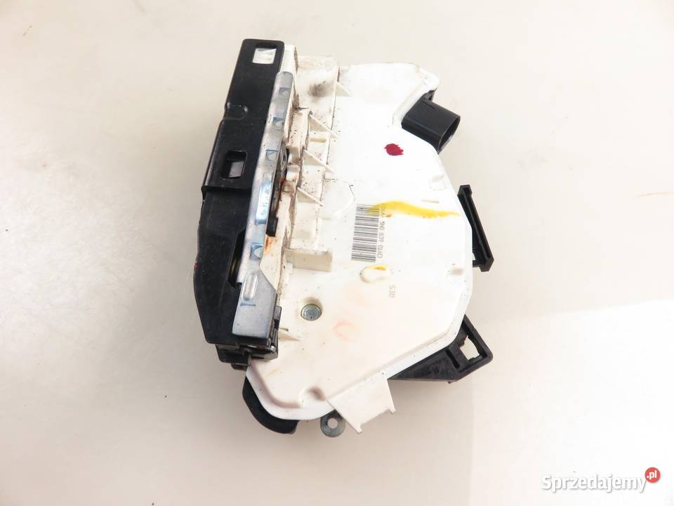 ZAMEK PRAWY TYLNY SKODA SUPERB II 5N0839016D