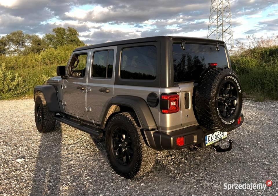 Jeep Wrangler 20 TGDI 272 Hardtop AWD Automatik srebrny Jaśkowice