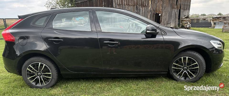 Volvo V40 Sprzedam Volvo V40 2017 Momentum V40