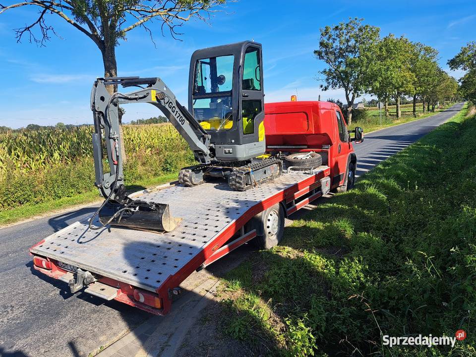 Usługi mini koparka kucie betonu i ine autlaweta Brodnica