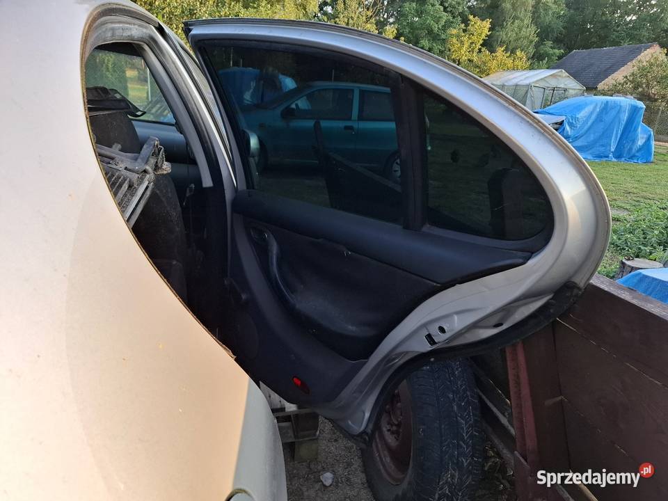 Drzwi prawy tył KOMPLETNE Seat Toledo II LS7N osobowe Przyborów