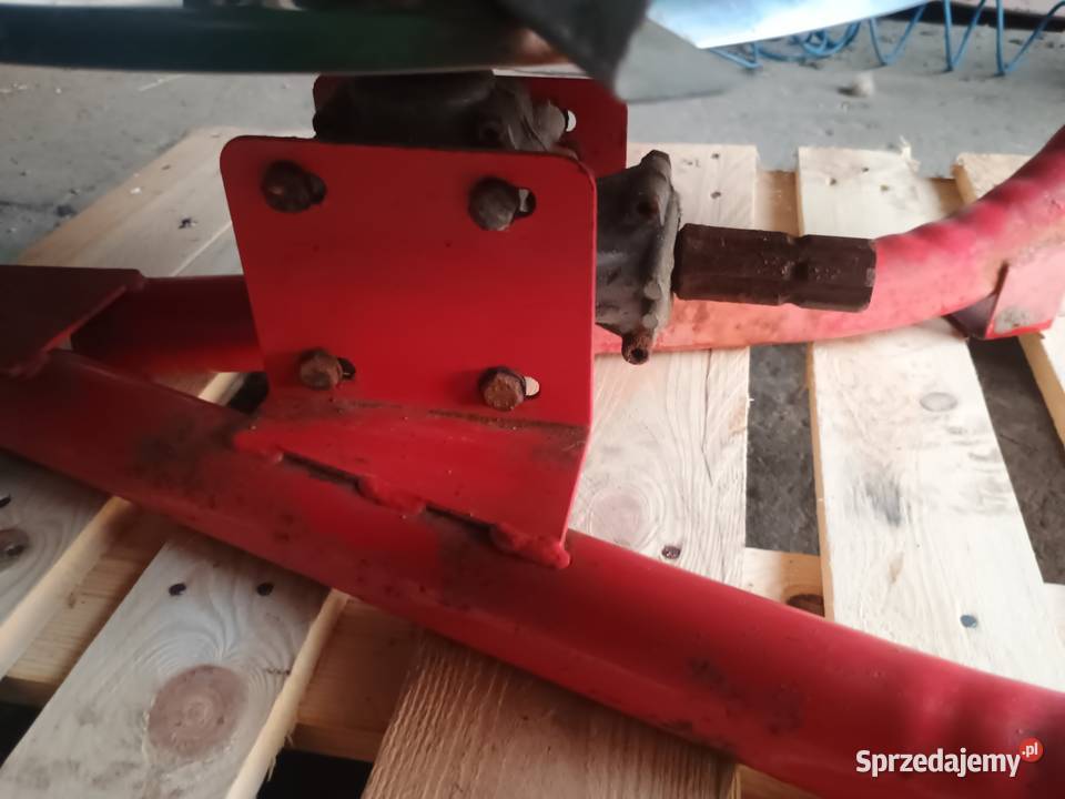 Rozsiewacz nawozu lejek 500 l nieuszkodzony Młodochów