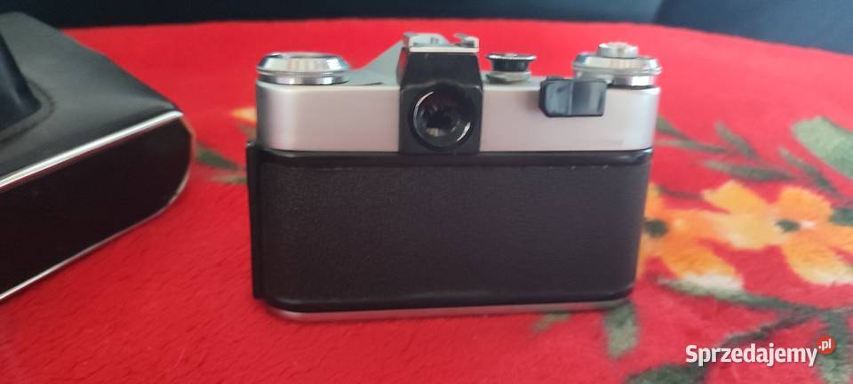 Sprzedam aparat zenit z obiektywem zestaw Aparaty wielkopolskie Ślesin