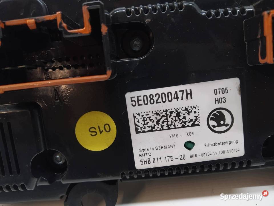 PANEL NAWIEWU 5E0820047H Skoda Octavia III osobowe